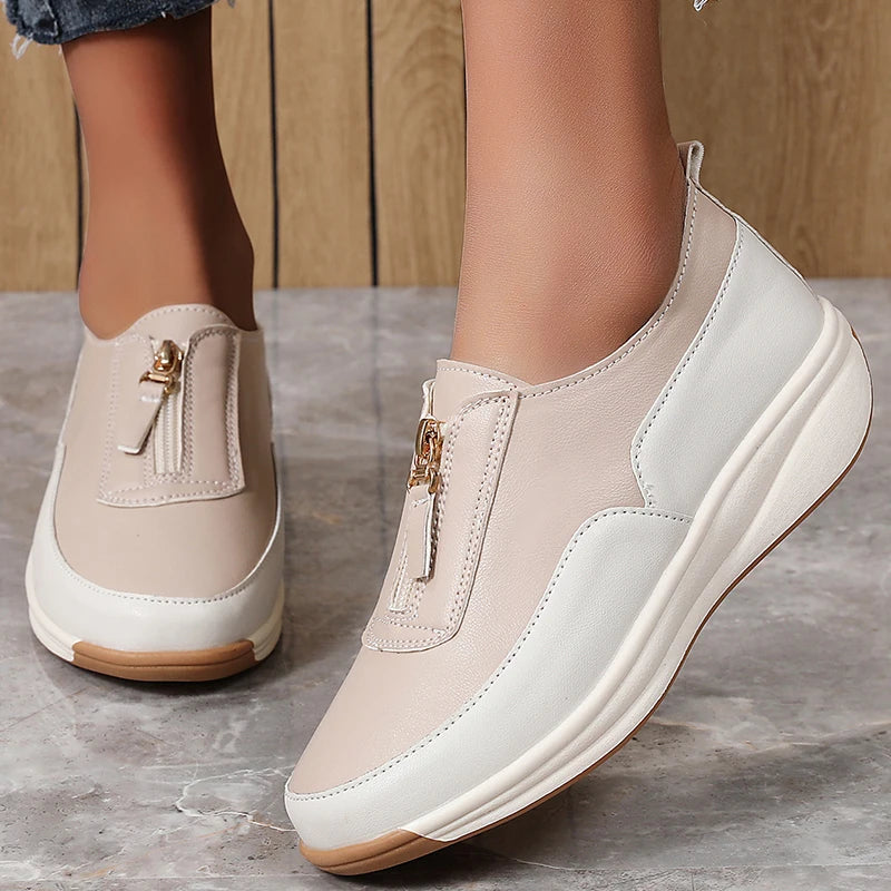 Women's Sports Shoes