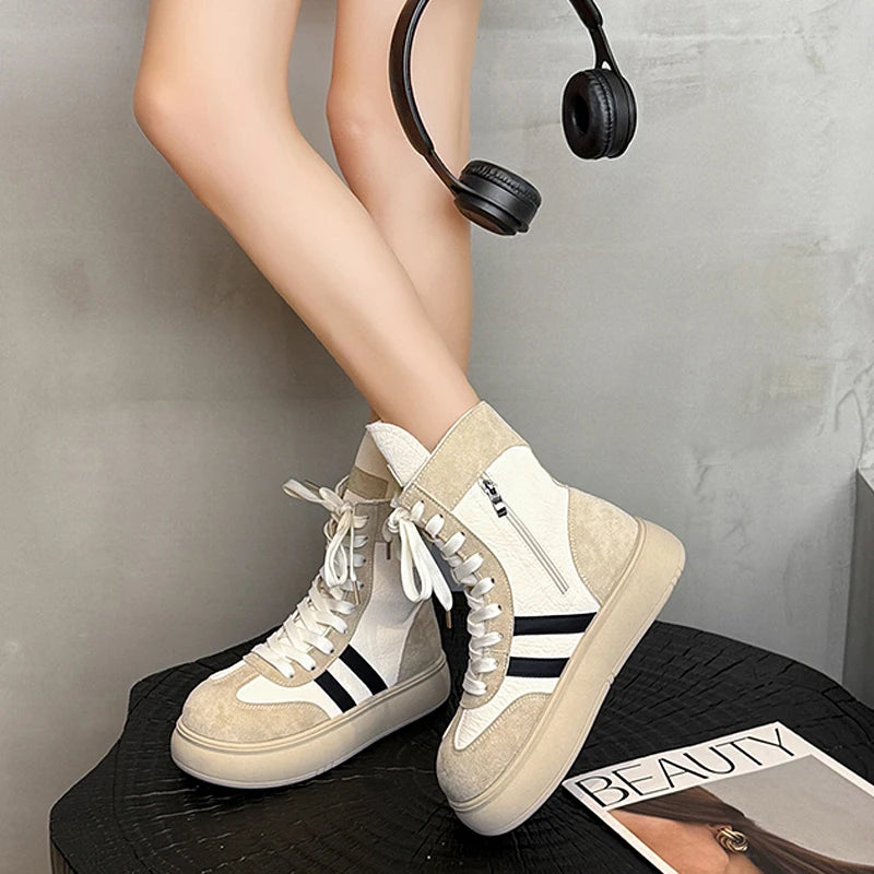 Sports and Leisure Shoes for Women New Fashionable High Top Shoes Flat Bottomed Lightweight and Comfortable Work Boots